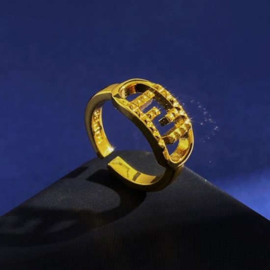FENDI Hard-to-find item sold out in Japan 2023FW Ring FENDI Hard-to-find item sold out in Japan 2023FW Ring