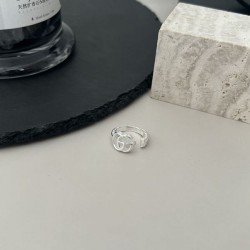 GUCCI Gucci 2023FW ring that is now very popular among celebrities