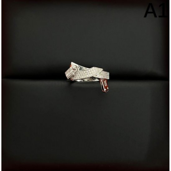 HERMES 2023FW ring that can be glimpsed from tops HERMES 2023FW ring that can be glimpsed from tops