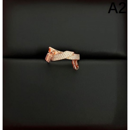 HERMES 2023FW ring that can be glimpsed from tops HERMES 2023FW ring that can be glimpsed from tops