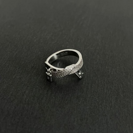 HERMES 2023FW ring that can be glimpsed from tops HERMES 2023FW ring that can be glimpsed from tops