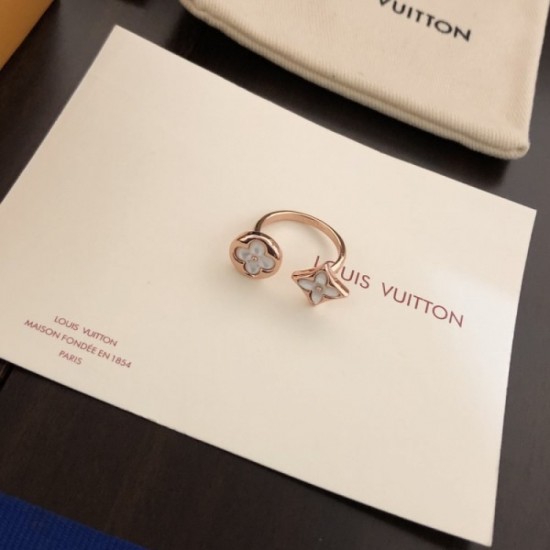 2023SS ring This year's big trend LOUIS VUITTON Louis Vuitton 2023SS ring This year's big trend LOUIS VUITTON Louis Vuitton
