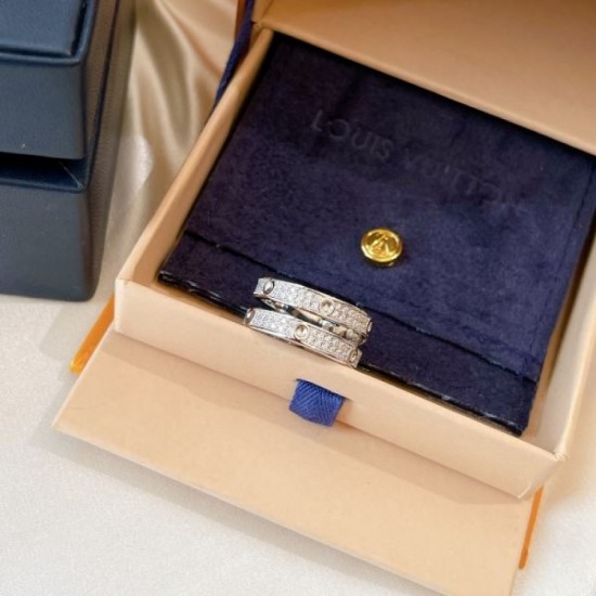 2023FW Ring LOUIS VUITTON Those who want a classic Louis Vuitton