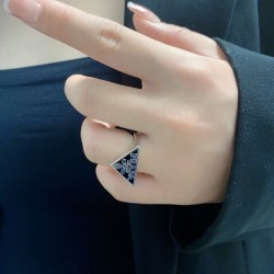 2023FW Ring PRADA Enjoy trendy coordination