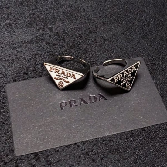 2023FW Ring PRADA Enjoy trendy coordination 2023FW Ring PRADA Enjoy trendy coordination