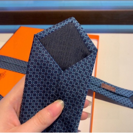 2023SS Necktie with a high prevalence of fashionable people HERMES Hermes 2023SS Necktie with a high prevalence of fashionable people HERMES Hermes