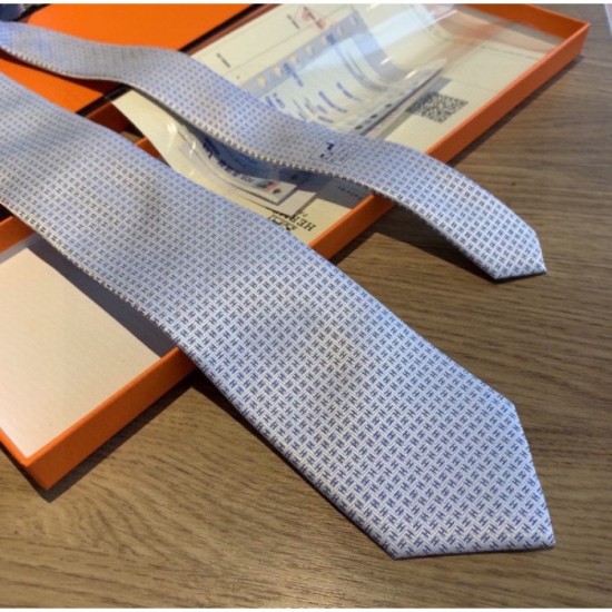 2023SS Elegant casual outfit tie HERMES Hermes 2023SS Elegant casual outfit tie HERMES Hermes
