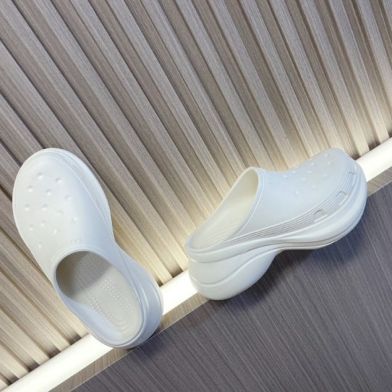Limited edition slippers that can be used absolutely in summer 2023SS BALENCIAGA Balenciaga Limited edition slippers that can be used absolutely in summer 2023SS BALENCIAGA Balenciaga