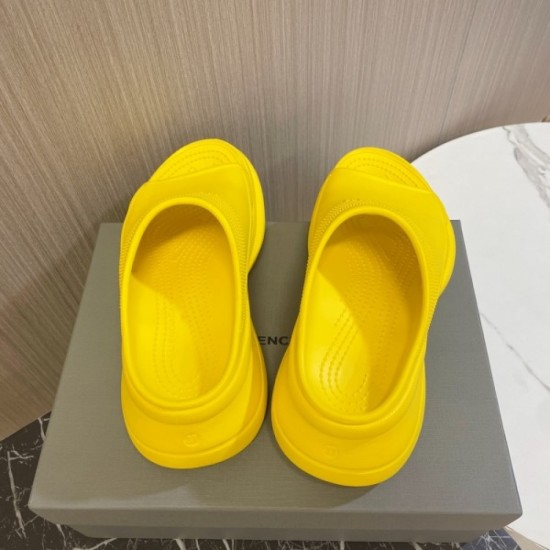 Comfortable even on hot summer days Slippers 2023SS BALENCIAGA Balenciaga Comfortable even on hot summer days Slippers 2023SS BALENCIAGA Balenciaga