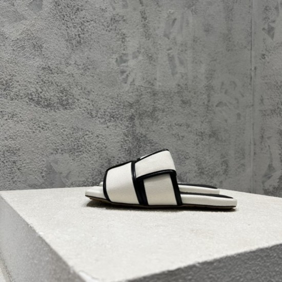 2023SS mule popular item BOTTEGA VENETA Bottega Veneta 2023SS mule popular item BOTTEGA VENETA Bottega Veneta