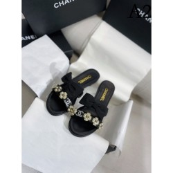 Items that bring out the texture Slippers 2023SS CHANEL Chanel