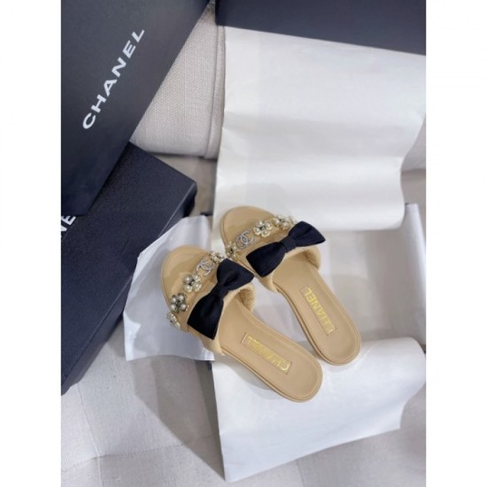 Items that bring out the texture Slippers 2023SS CHANEL Chanel Items that bring out the texture Slippers 2023SS CHANEL Chanel