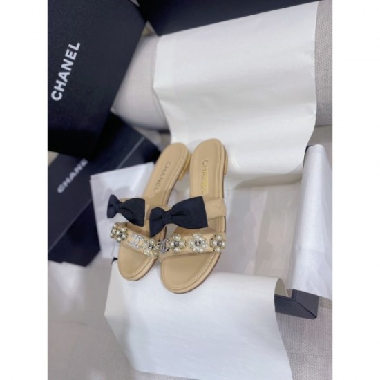 Items that bring out the texture Slippers 2023SS CHANEL Chanel Items that bring out the texture Slippers 2023SS CHANEL Chanel