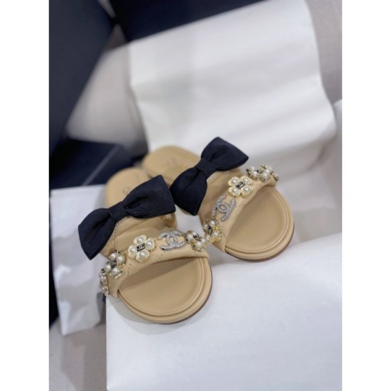 Items that bring out the texture Slippers 2023SS CHANEL Chanel Items that bring out the texture Slippers 2023SS CHANEL Chanel