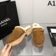 Check out the fall/winter trends Slippers 2023FW CHANEL Check out the fall/winter trends Slippers 2023FW CHANEL