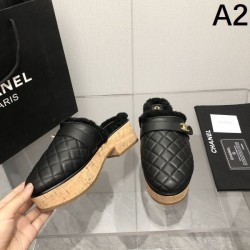 Check out the fall/winter trends Slippers 2023FW CHANEL