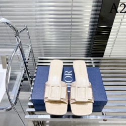 Relief slippers that can be seen from the tops 2023SS DIOR Dior