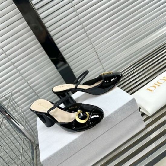 Essential item for spring and summer Slippers 2023SS DIOR Dior Essential item for spring and summer Slippers 2023SS DIOR Dior