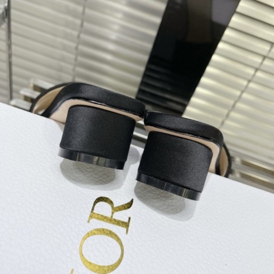 Useful and cute design summer new slippers 2023SS DIOR Dior Useful and cute design summer new slippers 2023SS DIOR Dior