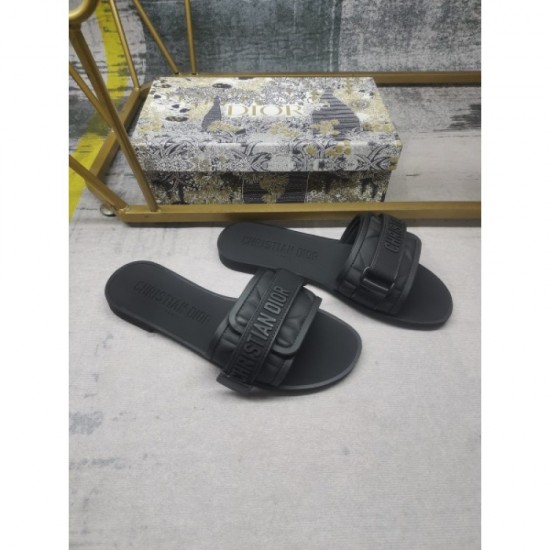 This summer's new slippers to take for granted 2023SS DIOR Dior This summer's new slippers to take for granted 2023SS DIOR Dior