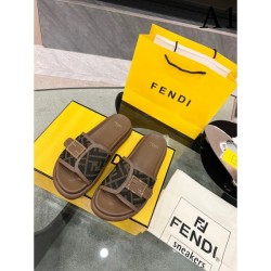 2023SS Mule An item that is very popular every year FENDI Fendi