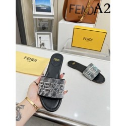 Eye-catching style slippers this summer 2023SS FENDI Fendi