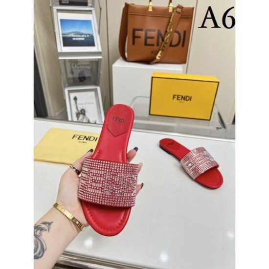 Eye-catching style slippers this summer 2023SS FENDI Fendi Eye-catching style slippers this summer 2023SS FENDI Fendi