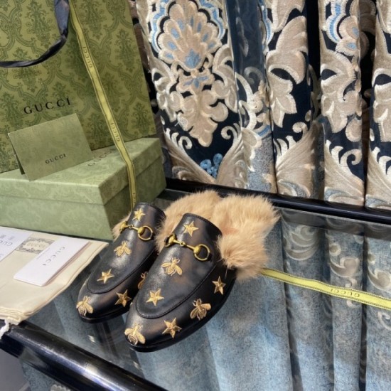 GUCCI Gucci Mule 2023AW latest ☆ very popular ☆ hot topic GUCCI Gucci Mule 2023AW latest ☆ very popular ☆ hot topic