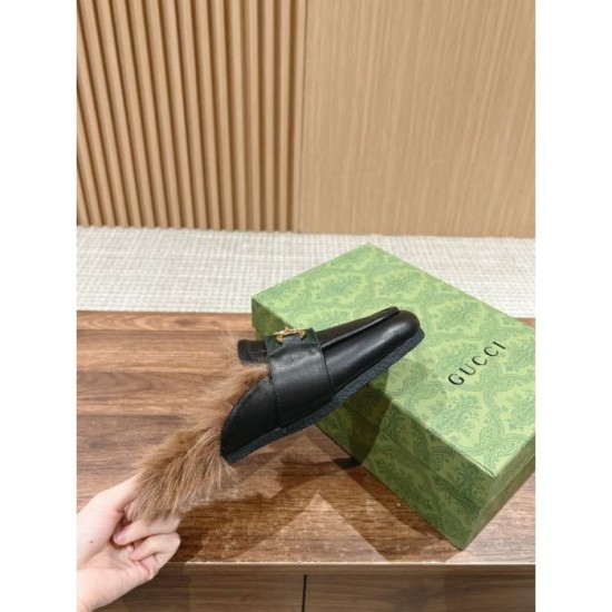 GUCCI Gucci 2023FW slippers recommended for tops this season GUCCI Gucci 2023FW slippers recommended for tops this season