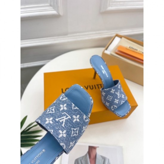 2023SS Mule Overwhelming luxury LOUIS VUITTON Louis Vuitton 2023SS Mule Overwhelming luxury LOUIS VUITTON Louis Vuitton