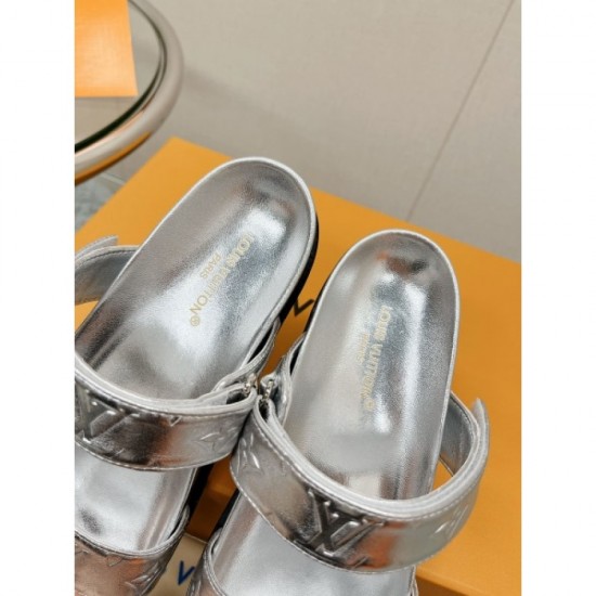 Sold out required Slippers 2023SS LOUIS VUITTON Louis Vuitton Sold out required Slippers 2023SS LOUIS VUITTON Louis Vuitton