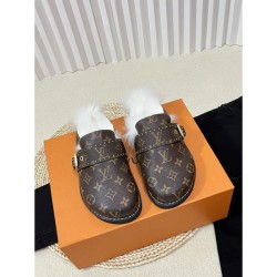 Super stylish and popular slippers 2023FW LOUIS VUITTON Louis Vuitton