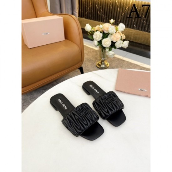 2023SS Mule Gaining outstanding popularity MIU MIU MIU MIU 2023SS Mule Gaining outstanding popularity MIU MIU MIU MIU
