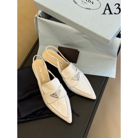 Favorite sandals from celebrities and entertainers 2023SS PRADA Prada Favorite sandals from celebrities and entertainers 2023SS PRADA Prada