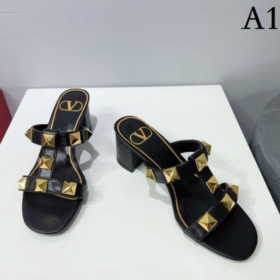 2023SS Mule This season trend VALENTINO Valentino 2023SS Mule This season trend VALENTINO Valentino