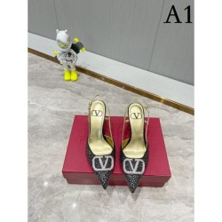 Stock Sale Sandals 2023SS VALENTINO Valentino