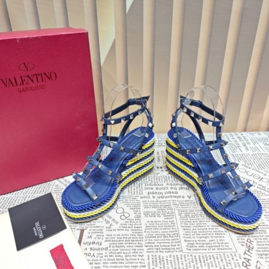 2023SS VALENTINO Valentino 2023SS VALENTINO Valentino