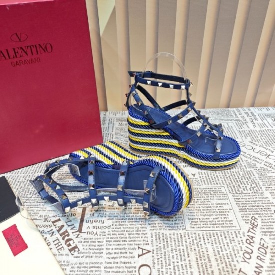 2023SS VALENTINO Valentino 2023SS VALENTINO Valentino