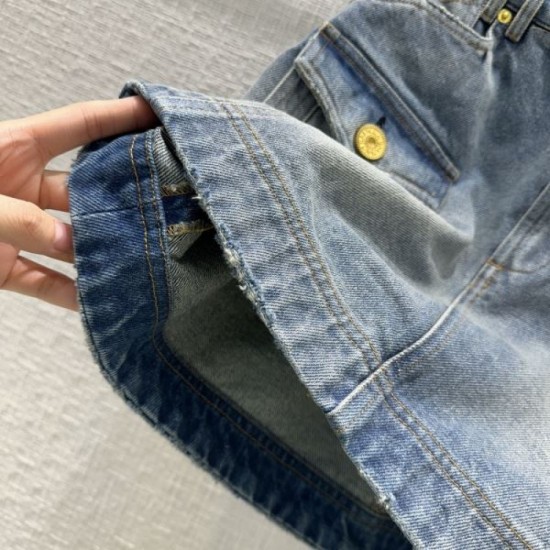 BALENCIAGA Elegant and stylish 2023FW denim skirt BALENCIAGA Elegant and stylish 2023FW denim skirt