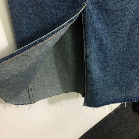 2023FW Denim Skirt CELINE CELINE Autumn new item that you can't take your eyes off of 2023FW Denim Skirt CELINE CELINE Autumn new item that you can't take your eyes off of