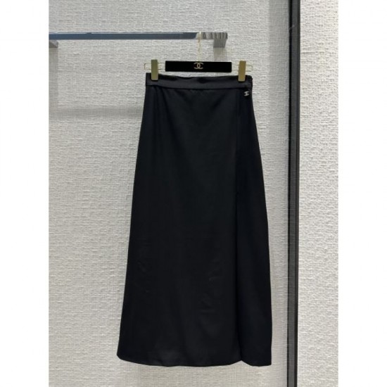 CHANEL CHANEL 2023FW long skirt that is sure to be a big success this year CHANEL CHANEL 2023FW long skirt that is sure to be a big success this year
