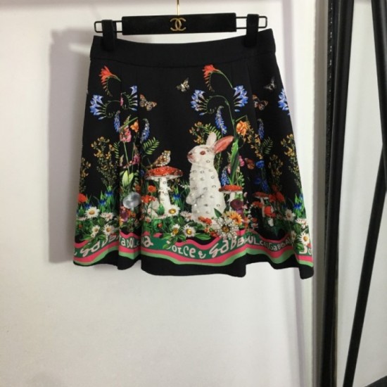 Seasonal design short sleeve shirt + high waist skirt top and bottom set 2023SS DOLCE & GABBANA Dolce & Gabbana Seasonal design short sleeve shirt + high waist skirt top and bottom set 2023SS DOLCE & GABBANA Dolce & Gabbana