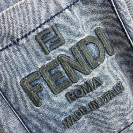 One piece 2023SS FENDI FENDI which becomes the seasonal trend of this year One piece 2023SS FENDI FENDI which becomes the seasonal trend of this year