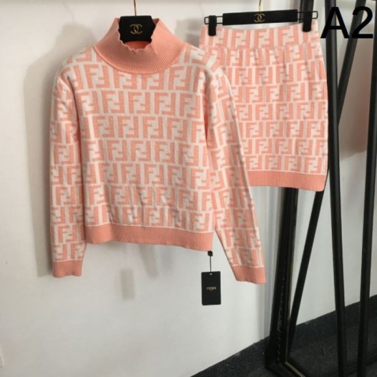 2023FW 2-piece setup FENDI New item featured in many magazines 2023FW 2-piece setup FENDI New item featured in many magazines