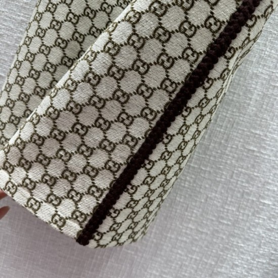 GUCCI Gucci 2023FW half skirt Elegant and neat, excellent sensitivity GUCCI Gucci 2023FW half skirt Elegant and neat, excellent sensitivity
