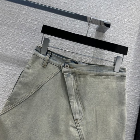 Featured new denim skirt using color this season 2023SS LOEWE Loewe Featured new denim skirt using color this season 2023SS LOEWE Loewe