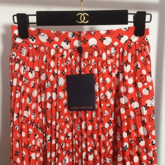 LOUIS VUITTON Louis Vuitton super special price limited quantity 2023SS pleated skirt LOUIS VUITTON Louis Vuitton super special price limited quantity 2023SS pleated skirt