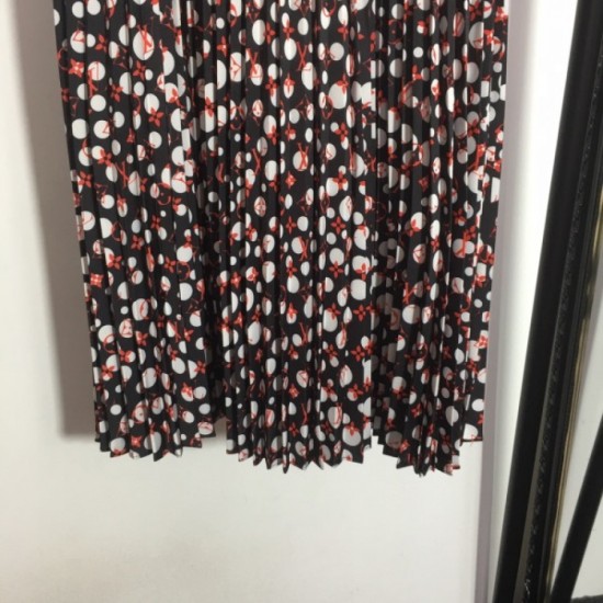 LOUIS VUITTON Louis Vuitton overwhelming luxury 2023SS pleated skirt LOUIS VUITTON Louis Vuitton overwhelming luxury 2023SS pleated skirt