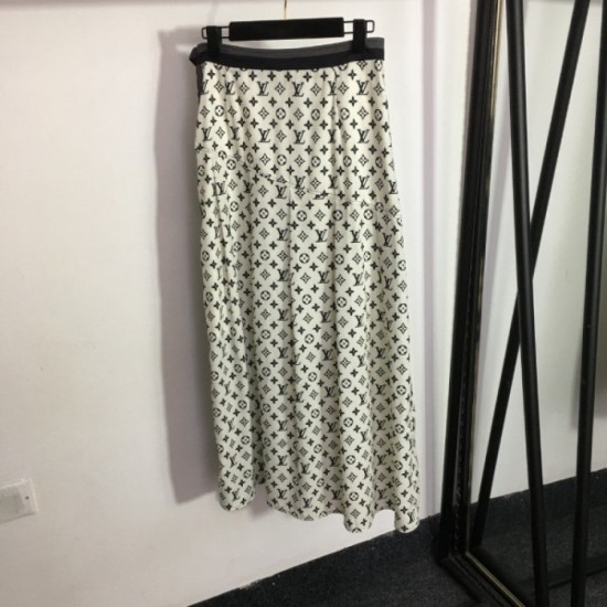 LOUIS VUITTON Louis Vuitton 2023SS high waist skirt summer color LOUIS VUITTON Louis Vuitton 2023SS high waist skirt summer color