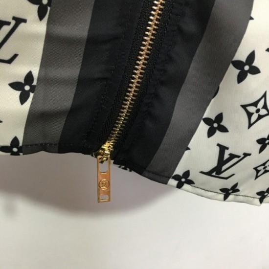LOUIS VUITTON Louis Vuitton 2023SS high waist skirt summer color LOUIS VUITTON Louis Vuitton 2023SS high waist skirt summer color